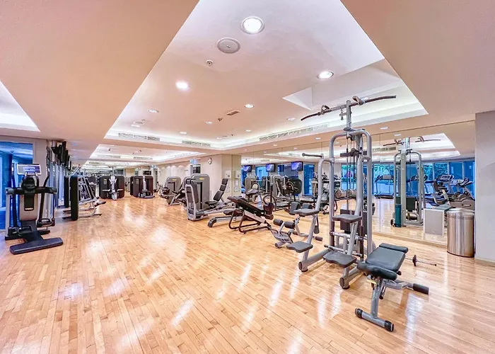 Stunning 1-Bedroom Apartment With Full Burj Khalifa View - 5-Min Walk To Dubai Mall
