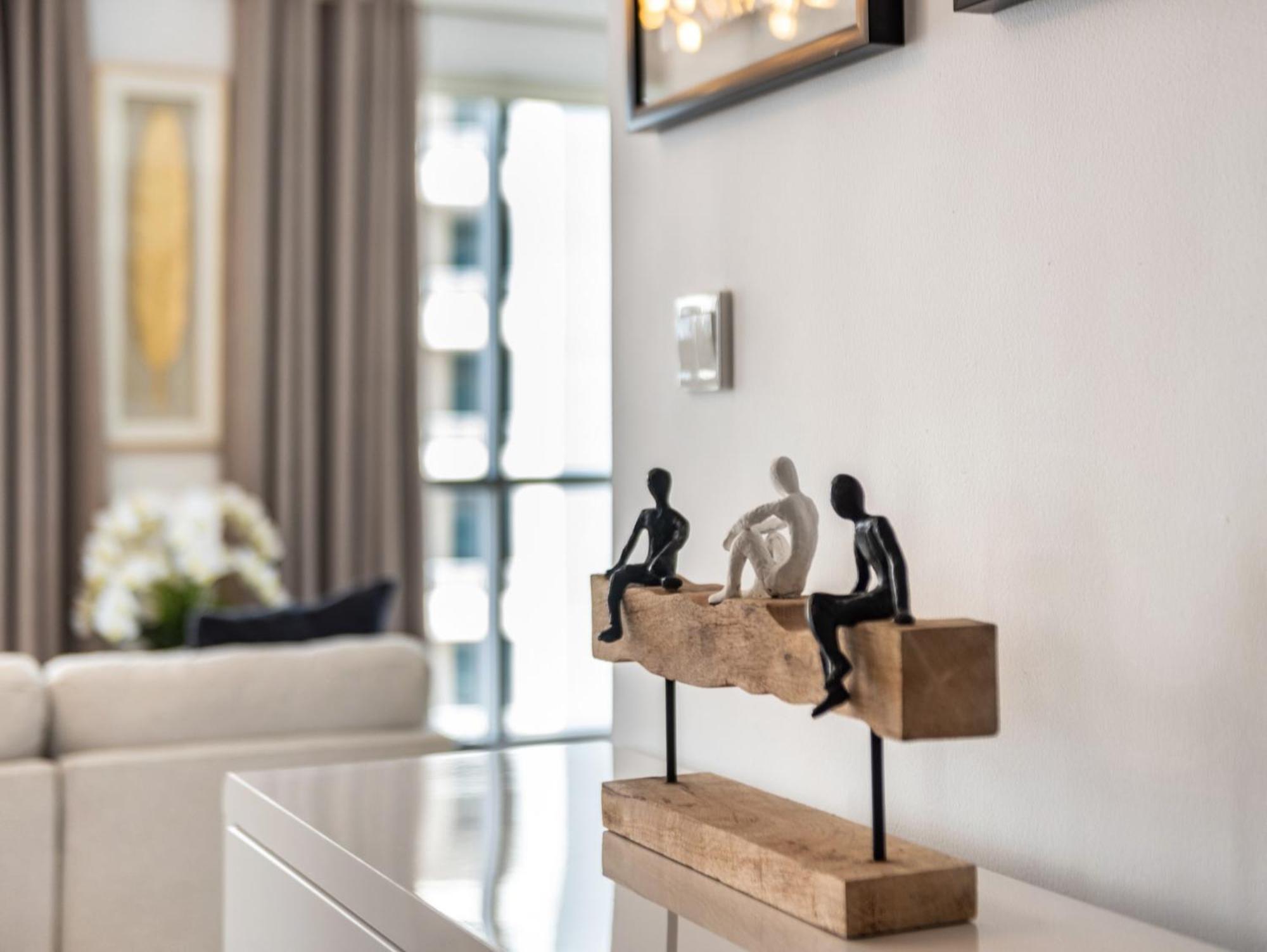 Stunning 1-bedroom With Full Burj Khalifa View - 5-min Walk To Mall شقة